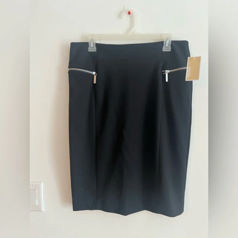 Sold - Picture 4 of 11